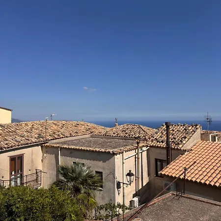 Al Castello Gerace
